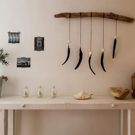 The Saints Suites Panzió