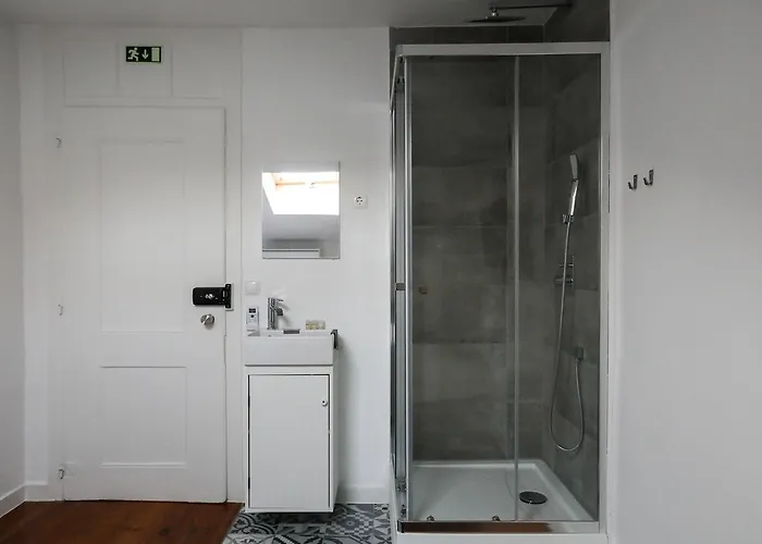 فندق مبيت وإفطار The Saints Suites