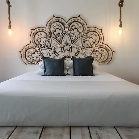 The Saints Suites 3*