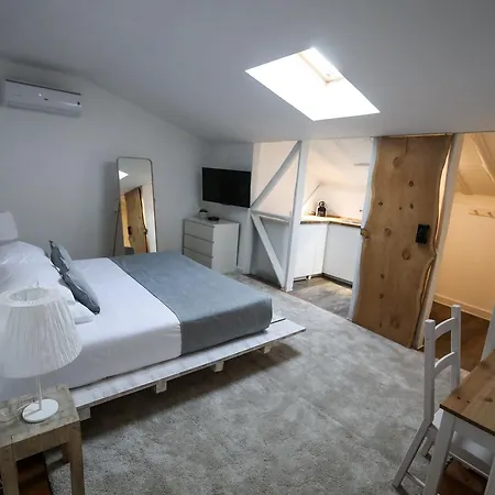 The Saints Suites 3*