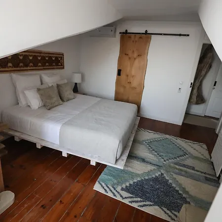 The Saints Suites Lisbona