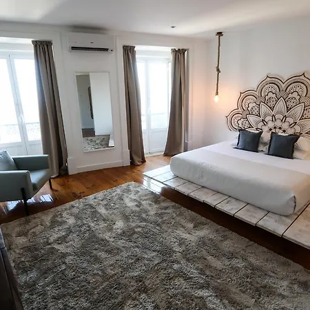 The Saints Suites 3* Lisbona