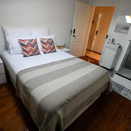 The Saints Suites 3*