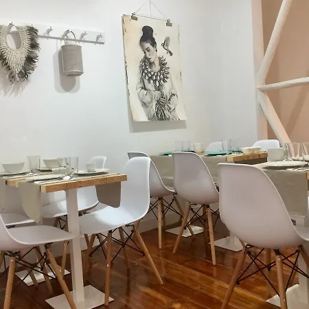 The Saints Suites Bed & Breakfast Lisbona